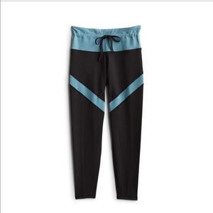 Sage Colorblock High Rise 7/8 Legging w/ Drawcord